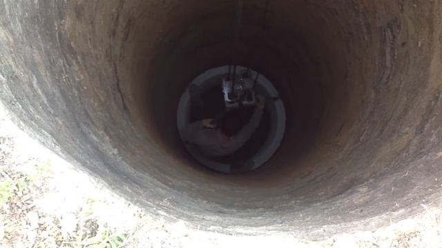 Копка колодца (монтаж колец) с.Апарки смотреть онлайн