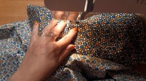 Обработка фигурной горловины. Пошаговый МК.mp4