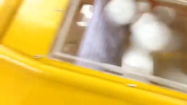 Наводим чистоту в сухом бассейне. 40 000 шаров. смотреть онлайн