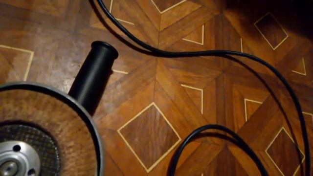 Как установить лепестковый круг в УШМ смотреть онлайн