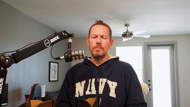 Boot Stretching for cowboy boots. смотреть онлайн