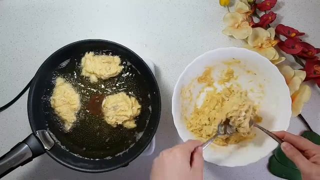 ОЛАДЬИ ИЗ ТРЕСКИ И ФАСОЛЕВЫЙ РИС. НУ ОЧЕНЬ ПОРТУГАЛЬСКИЙ РЕЦЕПТ. смотреть онлайн