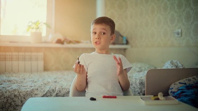 Лепим чёрно-красного Соника из пластилина смотреть онлайн