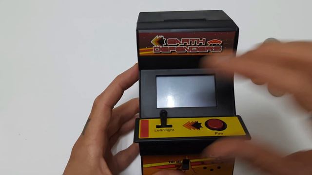 Игровой автомат-работает от монет. смотреть онлайн