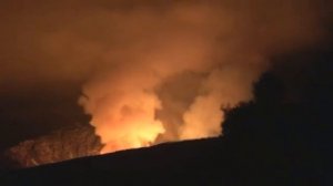 Извержение вулкана Килауэа на Гавайях. Hawaii Kilauea Volcano Erupts with Lava Fountains 20.12.2020