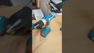 Ударная аккумуляторная дрель-шуруповерт TOTAL