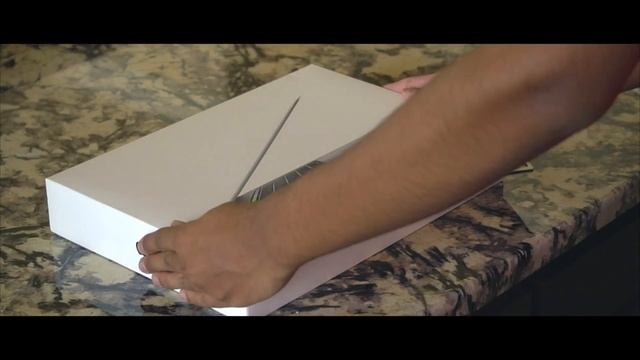 2017 Macbook Pro 15" with TouchBar Unboxing смотреть онлайн