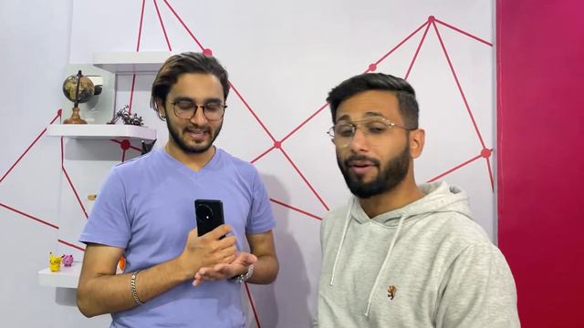 Live Q&A: OnePlus 11 5G vs OnePlus 11R 5G | Which one to buy? 🤔 смотреть онлайн