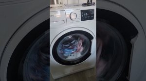 Hotpoint NSB 6015 W . Синтетика 60° (процесс стирки)