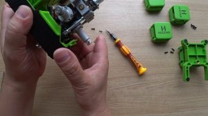 Huepar 904DG. Разбор быстрый. Как самому разобрать лазерный уровень за 1 минуту ( видеомонтаж )