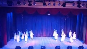 танец "Облака" 1 класс хореографического отделения