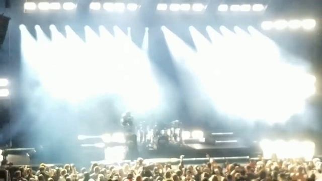 NF - The Search Live смотреть онлайн