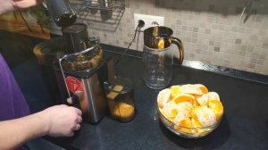 Обзор соковыжималки scarlett в работе. Сделать апельсиновый сок дома.