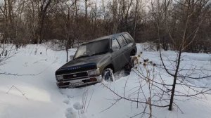 Nissan terrrano и Nissan Patrol. Две легенды. Кто круче по снегу?