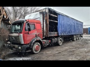 Распилили и загрузили жабульку! Ремонт тента выходит дорого!!! Едем так!)