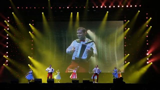 Дуэт аккордеонистов "Штрихкод" смотреть онлайн