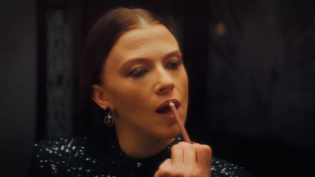 Девочки куколки - Крапотин  Неофициальный саундтрек к сериалу: Жизнь по вызову