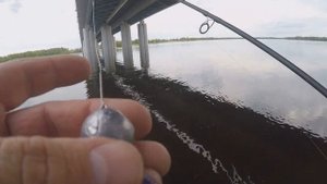 ЛОВЛЯ ЩУКИ НА СИЛИКОНОВЫЕ ПРИМАНКИ С БЕРЕГА.