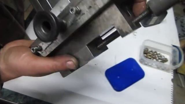 ТВ 16 фрезерная приставка на токарный своими руками часть 2 смотреть онлайн