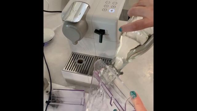 Descaling My Nespresso Lattissima Touch - Cleaning - Coffee - Easy - Using generic cheaper смотреть онлайн