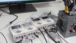 Новый запястье лего 6-осевого робота ARM.mp4