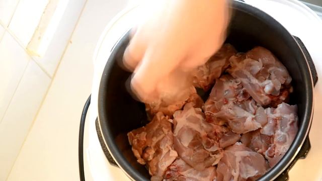 Курица в Сметане с Овощами в Мультиварке Скороварке Redmond RMC-P350 Рецепты для Мультиварки смотреть онлайн