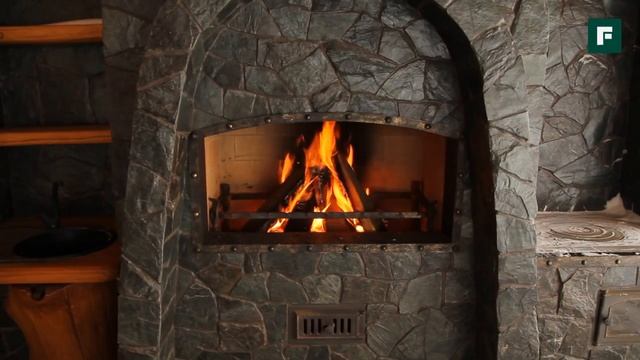 Бревенчатая баня из кедра "Сказка". Сюжет 2.