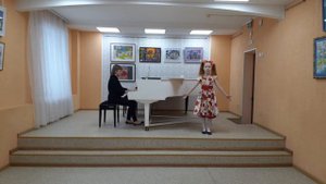 Романович Дарья.ДШИ1НижнийТагил. Д.Кабалевский Артистка.А.Аренский Расскажи,мотылек.