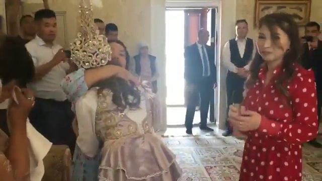 кыз узату Сая?? смотреть онлайн