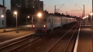 "Открытие двери электрички" Эр9е-565 №6822 Киев Пасс(северные тупики)-Гребенка ст.Борисполь