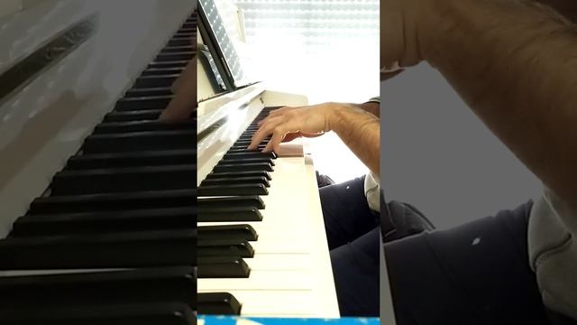 Stamaty 2/4, Déliateur 2 exercices dont un en ré M. смотреть онлайн