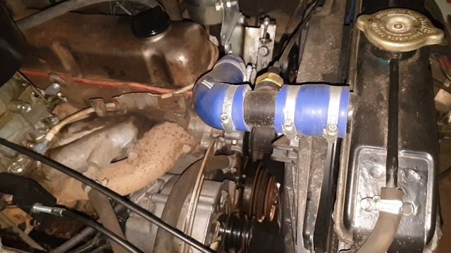 Последствие хлопка в двигателе. Замена переднего сальника коленвала на ...