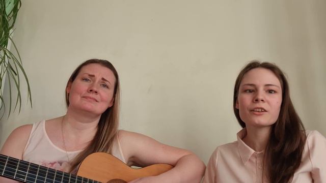 Исполнение песни под гитару "Да хранит тебя Бог". смотреть онлайн