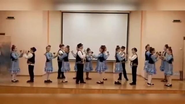 Ансамбль ложкарей "Озорники" руководитель Хазиева С.В. смотреть онлайн