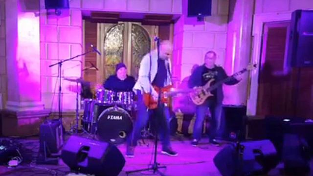 Леван Ломидзе & Blues Cousins в Академ Джаз Клубе смотреть онлайн