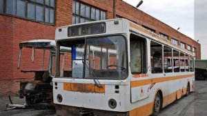 Свалка для списанных автобусов