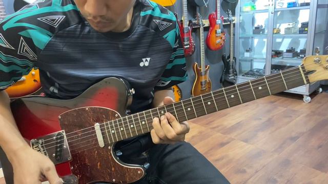 Squier by Fender Standard Telecaster Antique Burst Made In Indonesia Tahun 2011 смотреть онлайн