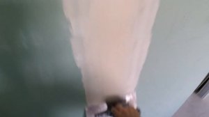 Заделываем швы гипсокартона в два этапа. Унифлот в работе.