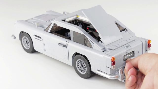 Tot ce trebuie să știi James Bond despre Aston Martin DB5 LEGO Creator Expert 10262  3
