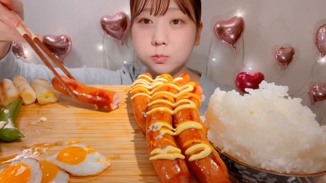 ASMR Cheese Mayo Sausage Fried Egg Grilled Green Onion【Mukbang/ Eating Sounds】【English subtitles】 смотреть онлайн