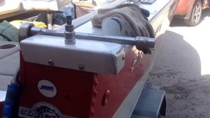 Лодочный мотор Меркурий F150 замена масла в гидроподьеме.