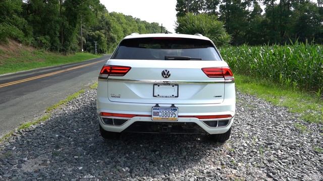 2023 Volkswagen Atlas Cross Sport Review | The Cooler Looking Atlas! смотреть онлайн