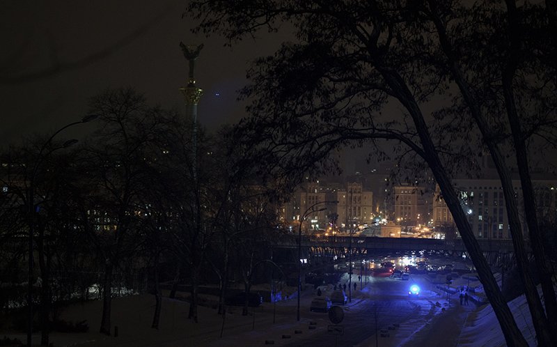 Часть Киева обесточена после серии взрывов / События на ТВЦ