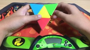 Как собрать пирамидку 2 на 2?