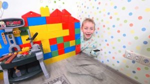 Леша как человек невидимка разыграл брата. Пранк над братом