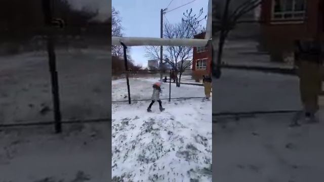 СНЕГ! ❄️❄️❄️ смотреть онлайн