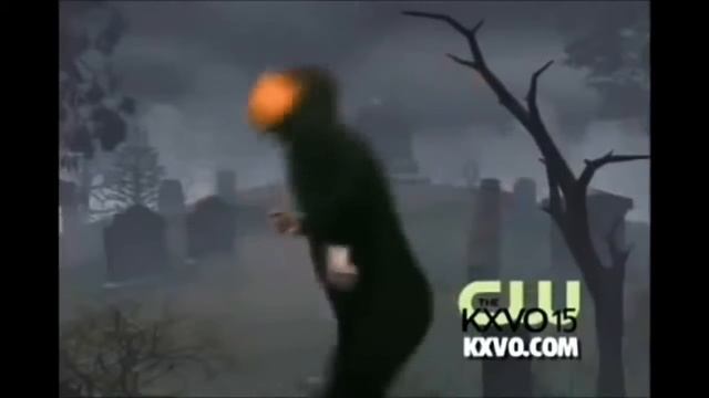 ШОК!!! ЧУВАК С ТЫКВОЙ НА ГОЛОВЕ ТАНЦУЕТ ПОД МУЗЫКУ!!! смотреть онлайн