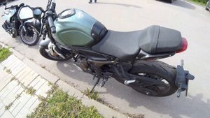 Voge 300AC vs  Husqvarna Vitpilen 401.  Хорошее против лучшего