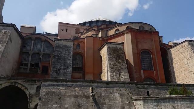 Стамбул, Софийский собор, Аясофья вид снаружи (AYASOFYA) смотреть онлайн