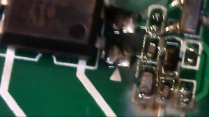 BRAVIS LED-32G5000 + T2